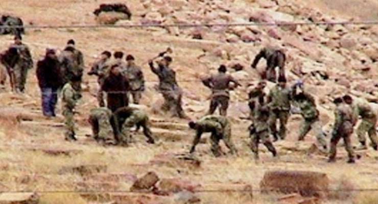 Координационный совет призвал ЮНЕСКО дать оценку уничтожению армянских хачкаров в Азербайджане