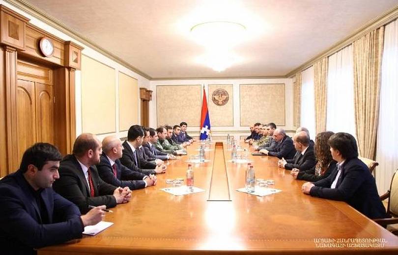 Президент Карабаха принял делегацию правительства Армении