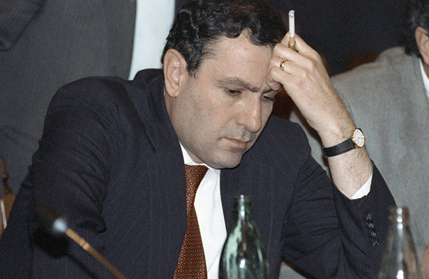 Выступление первого Президента Армении Левона Тер-Петросяна в Лиссабоне в 1996 году (видео)