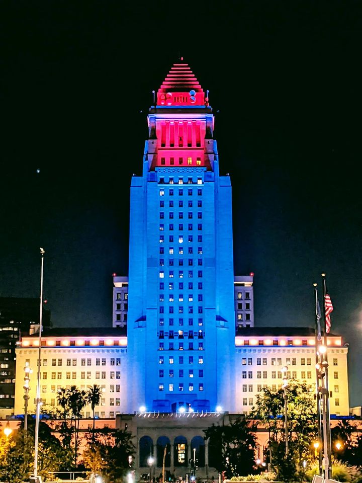 Мэрия Лос-Анджелеса демонстрирует солидарность  с армянским народом