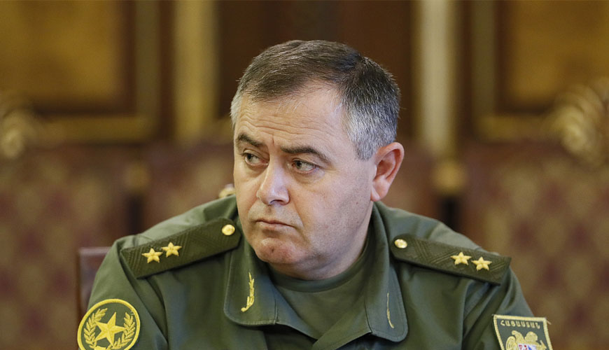 Артак Давтян освобожден от должности начальника Главного штаба ВС Арме