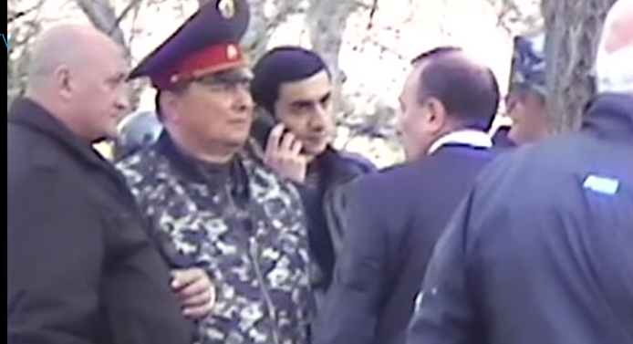 Российский генерал в Ереване. 1 марта 2008 год (видео)